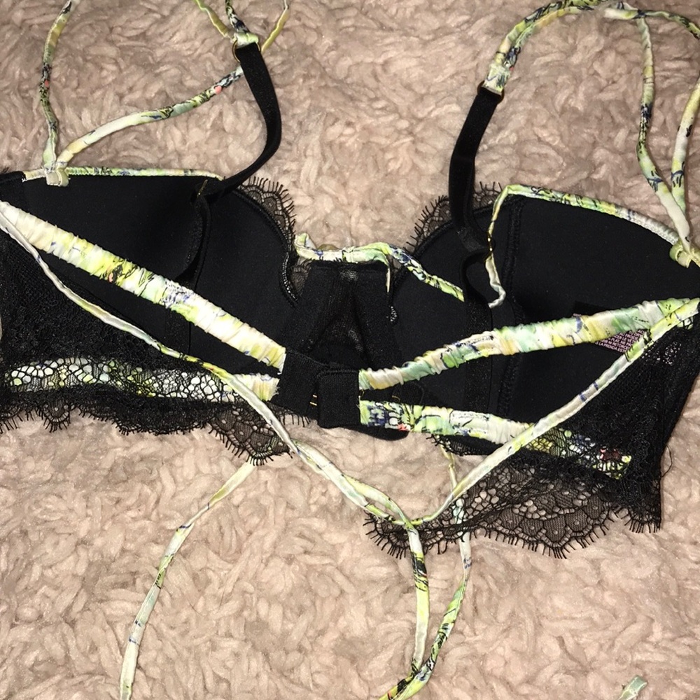 Bra - Picture 5 of 6
